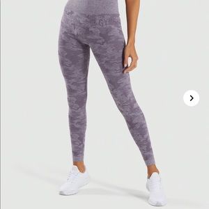 Gymshark Camo Seamless Leggings (Lavender Grey)